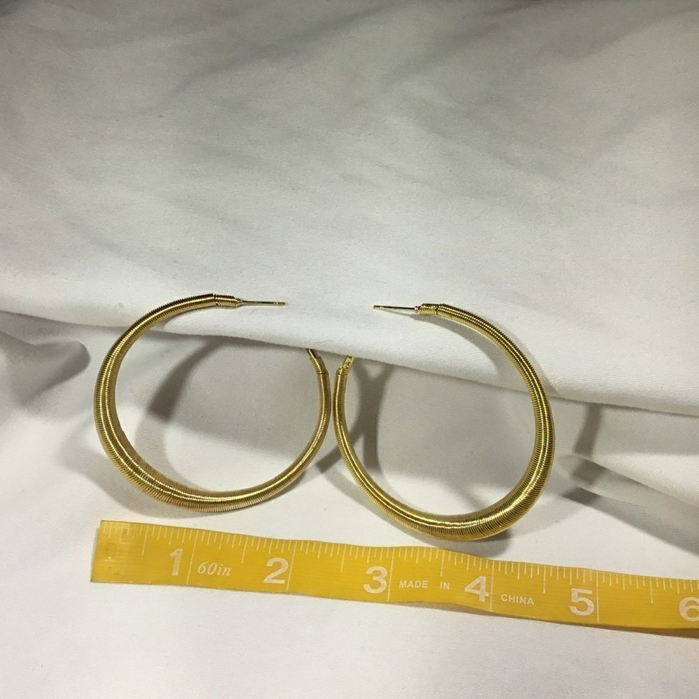 Coiled Spring Hoops (UC3) - Picture 6 of 6